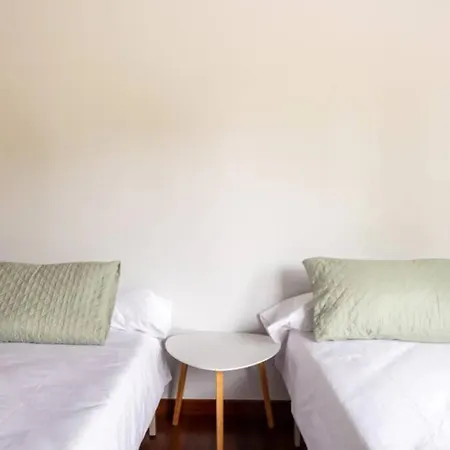 Playa Del Sardinero Apartament *